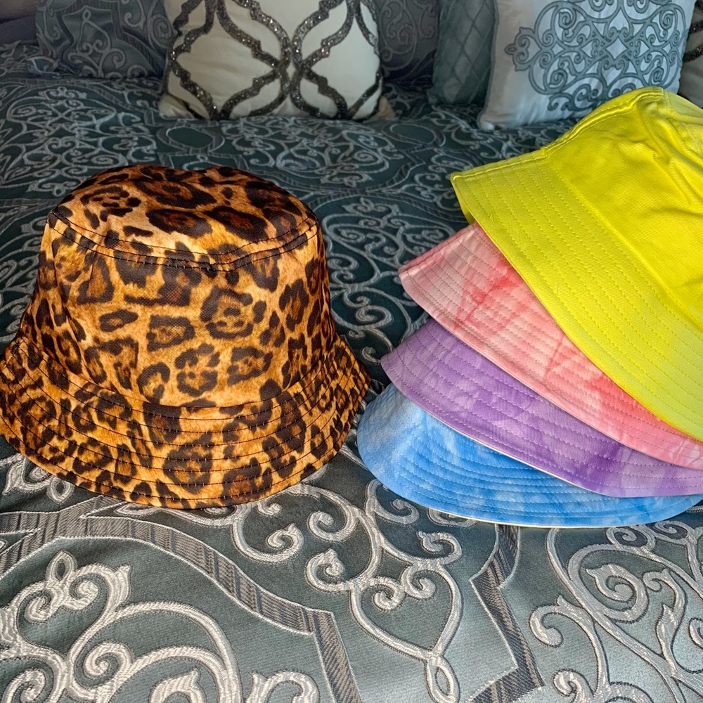 Cheetah print bucket hat